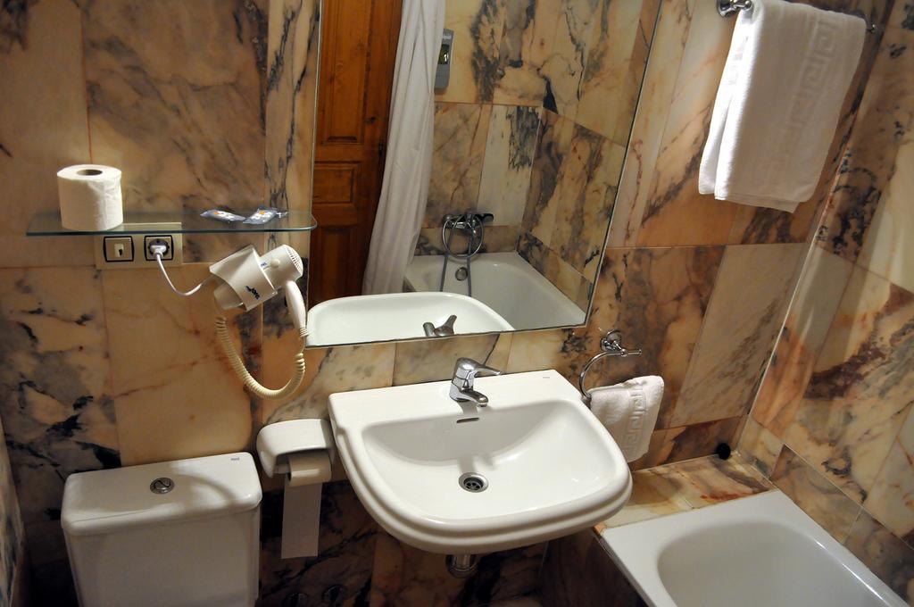 Hotel Restaurante La Parra La Franca Kültér fotó